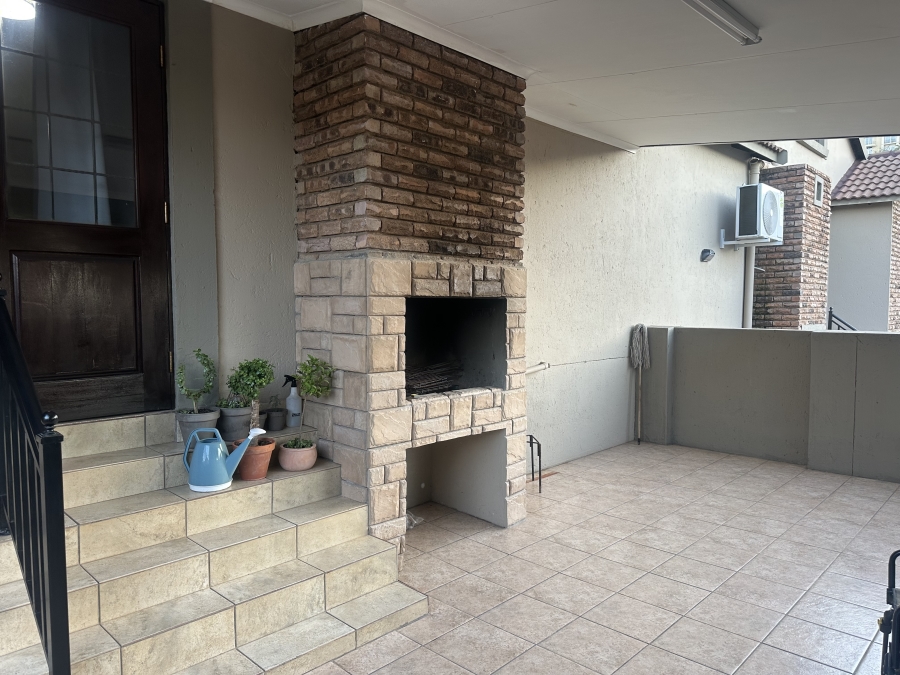 To Let 3 Bedroom Property for Rent in Cashan North West